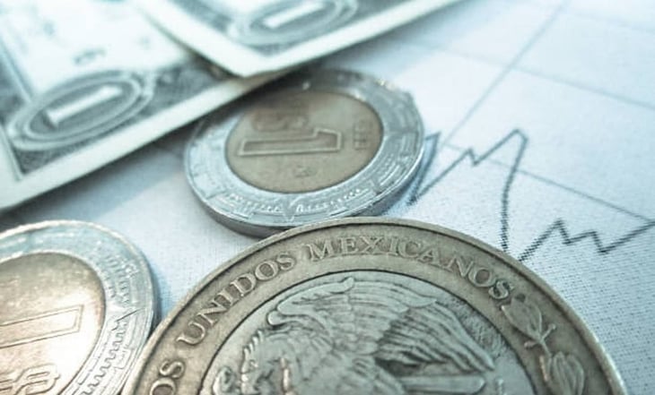 Dólar respira y se recupera tras rebasar las 20 unidades; cierra en 19.85