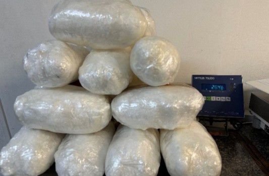 Decomisan 45 libras de droga en el Puente Internacional l