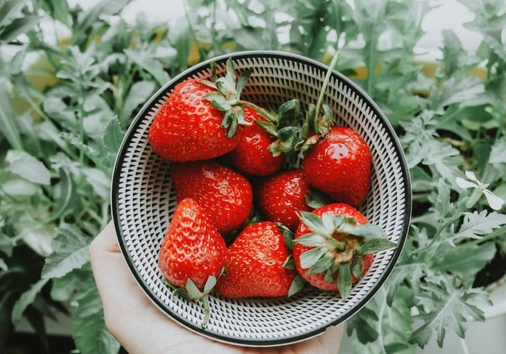 Este es el número de fresas que tienes que comer al día si quieres reducir tu colesterol, según un estudio