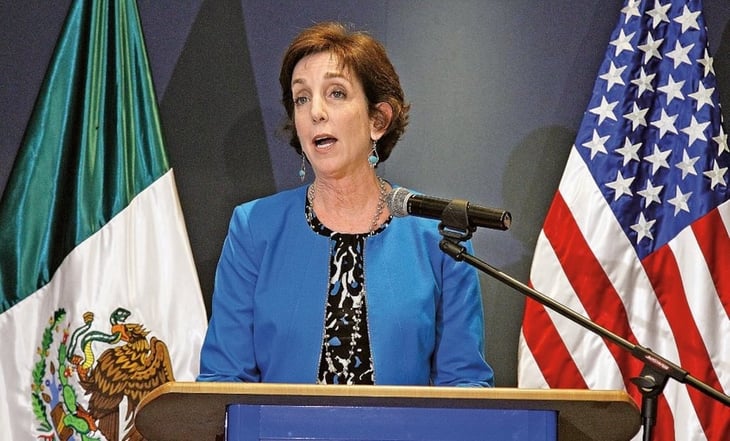 Roberta Jacobson responde si EU conocía doble vida de García Luna