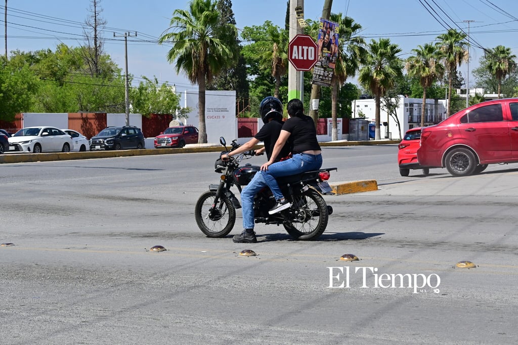 Galería fotográfica: Calor transforma la rutina diaria en Monclova