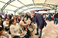 Entrega de techumbre en la colonia FOVISSSTE La Rosita