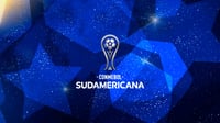 El plantel de Lanús fue apedreado rumbo al estadio por hinchas de la U de Chile