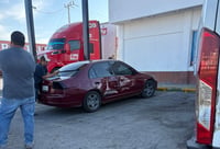 Accidente en la carretera federal 57 deja solo daños materiales