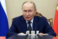 Negociador ruso llega a EE.UU tras sanciones a petroleras