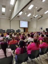 “Conferencia en Nueva Rosita promueve prevención de cáncer mamario”