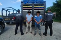 Detienen a dos hombres con 300 kilos de marihuana en Tabasco