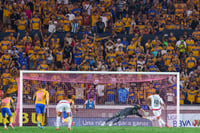 Gignac y Correa dan triunfo a Tigres sobre Tijuana