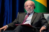 Lula se ofrece como mediador en crisis EE.UU-Venezuela