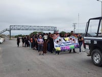 Estudiantes del TecNM realizan rodada y caminata por la paz y contra las adicciones en Sabinas