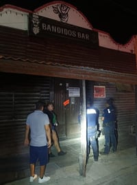 “Bandidos Bar” de Sabinas es clausurado por incumplir reglamentos municipales