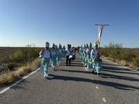 El Álamo celebra 87 aniversario con peregrinación y convivio comunitario