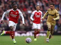 ¡Con gol de karateca! Arsenal se despega como líder de la Premier League al vencer a Crystal Palace