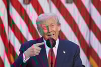 Trump bromea: a veces "perturbo" a los mercados con mis políticas