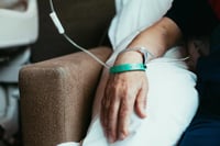 Millones de personas conllevan un riesgo oculto de cáncer, señalan expertos