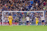 Monterrey y Tigres empatan en Clásico Regio con dos expulsiones