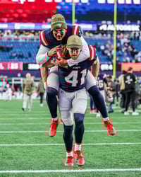 Drake Maye lidera a Patriots a sexta victoria consecutiva