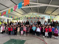 Monclova inicia la semana con civismo y educación en jardín de niños Guadalupe Gómez