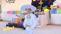 Pequeño de 7 años canta "Ay de mí, Llorona" y brilla en Día de Muertos