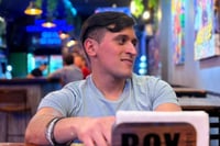 La Entrevista con Andrés de Hoyos Rocha