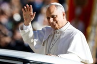 Papa León XIV pide reflexión sobre trato a migrantes en EE.UU.