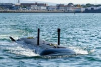 Interceptan narcosubmarino con 1.7 toneladas de cocaína en el Atlántico