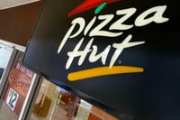 Yum Brands analiza vender Pizza Hut ante baja de ventas en EE.UU.