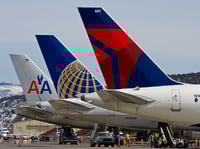 Crisis de personal provoca reducción de vuelos en EE.UU.