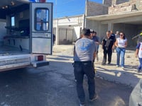 Dos albañiles sufren descarga eléctrica y caída en San Juan de Sabinas