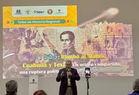 Cronista explora en taller el vínculo histórico entre Coahuila y Texas