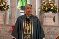 ¿Quién es Alfredo Gallegos, el ‘Padre Pistolas’ que amenazó a la gobernadora de Guanajuato?