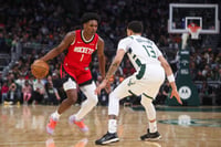 Los Rockets funden los plomos a los Bucks