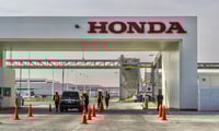 Honda reduce pronóstico de ventas por competencia 
