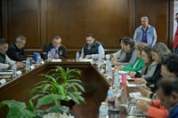 Monclova avanza en el proceso de incorporación de más de 1,500 trabajadores municipales al IMSS