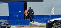 Detienen a un hombre en Monclova por portar un cuchillo; es investigado por posible asalto