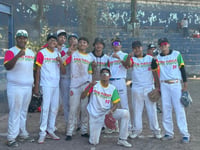 Padres de Fidencio García campeones Liga 'Gilberto Felan Reyes'