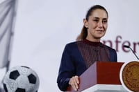 Sheinbaum firma renovación del Pacic; canasta sigue en 910