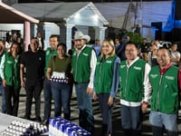 Entrega de huevo y leche llega a la Margarito Silva