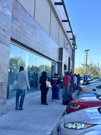 Sin citas hasta Navidad, alta demanda colapsa el sistema de licencias