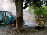 Agreden a hombre y queman su camioneta en Múzquiz Coahuila