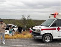 Hombre de 63 años fallece tras volcadura en la Carretera 57