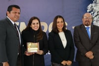 Secundaria Juvenal Boone Flores celebra 50 años formando jóvenes líderes