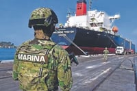 Niegan suspensión de cuentas a marino implicado en huachicol fiscal