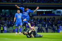 Cruz Azul y Tigres empatan 1-1 en la Ida de Semifinales del Apertura 2025