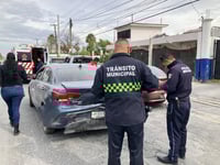 Mujer de la tercera edad provocó fuerte choque en el bulevar Pape 