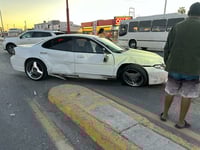Taxista provocó fuerte choque en la colonia El Mirador