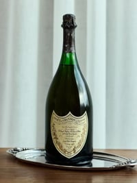 Subastan botella Dom Pérignon de la boda de Lady Di y Carlos