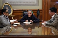 Sheinbaum invita al papa León XIV a visitar México en llamada telefónica