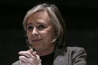 Caso María Amparo Casar corresponde a la Fiscalía: Sheinbaum