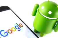 CNA aprueba cambios de Google que abren sistemas móviles